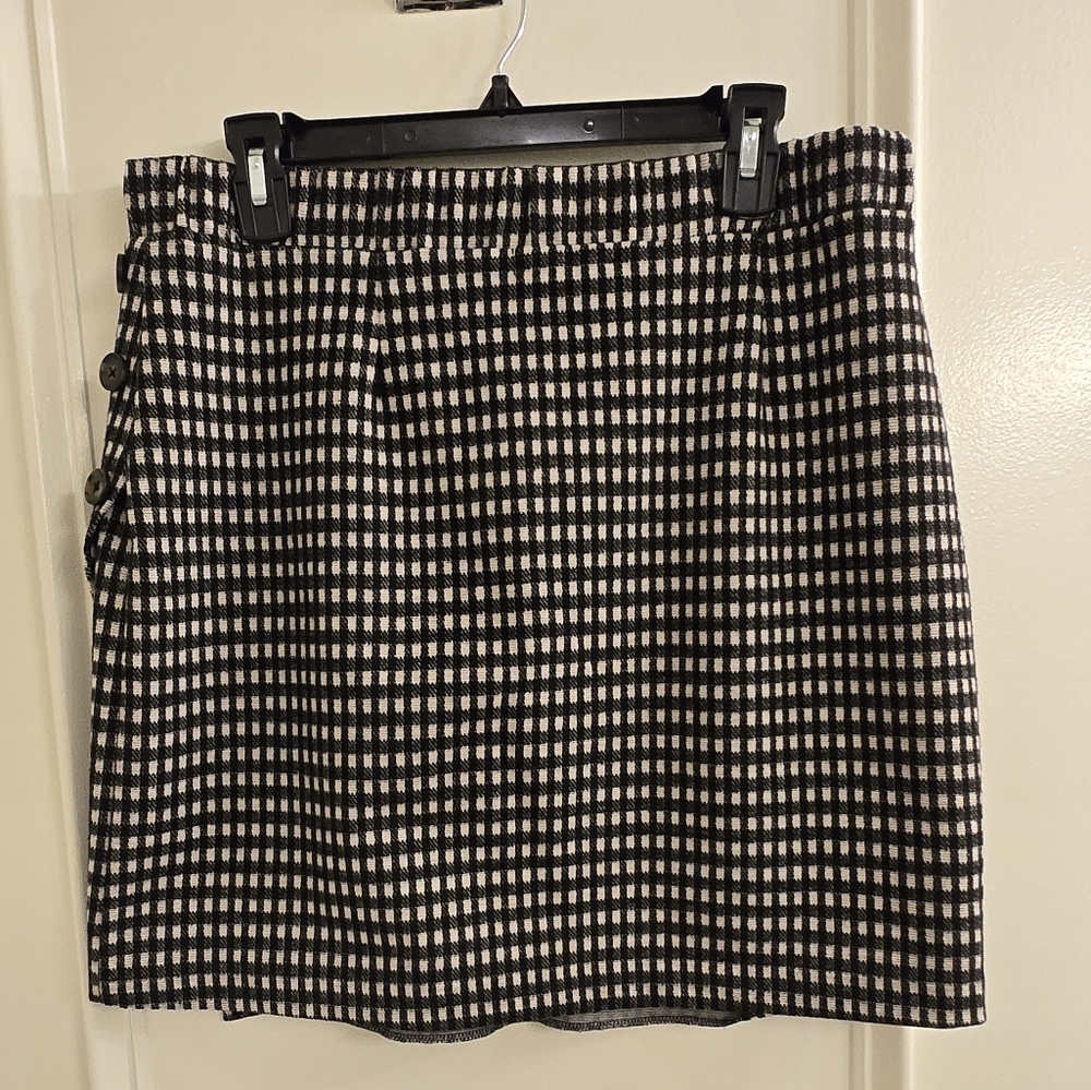 Black and White Checkered Skirt